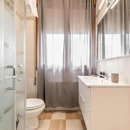 Apartment Italstay - Aspetti Shining 12 - 2 Min Tram Stop