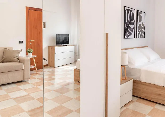 Apartment Italstay - Aspetti Shining 12 - 2 Min Tram Stop